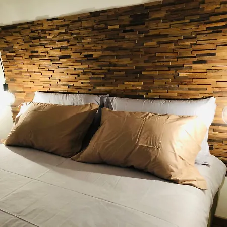 Olga Dependance Luxury Low Cost נאפולי