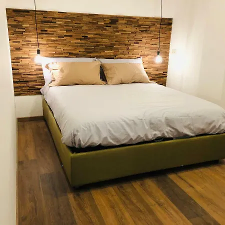 Olga Dependance Luxury Low Cost נאפולי