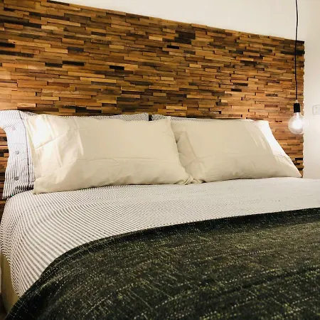 Olga Dependance Luxury Low Cost * נאפולי